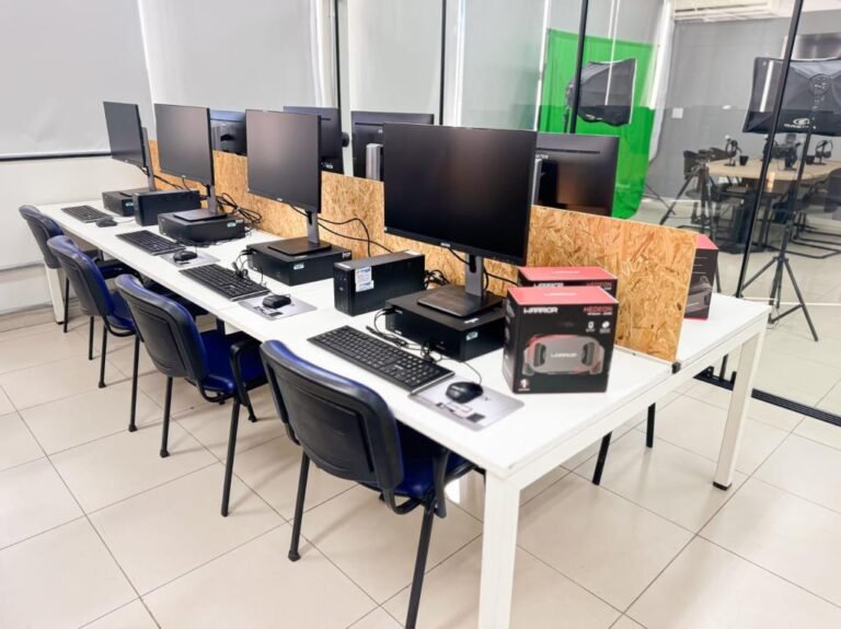 Inauguração do Centro de Inovação Tecnológica pela Prefeita Suéllen Rosim