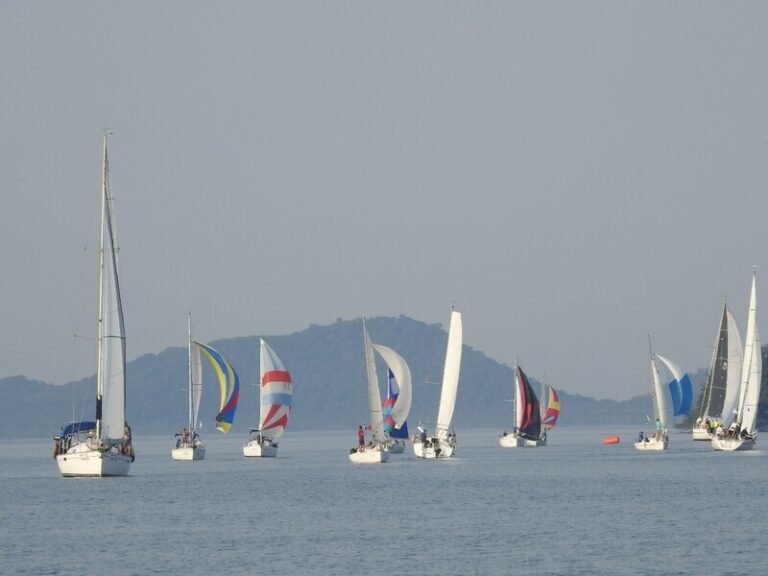 1ª etapa do “Festival Paraná Vela Oceano”, técnica e emoção no mar