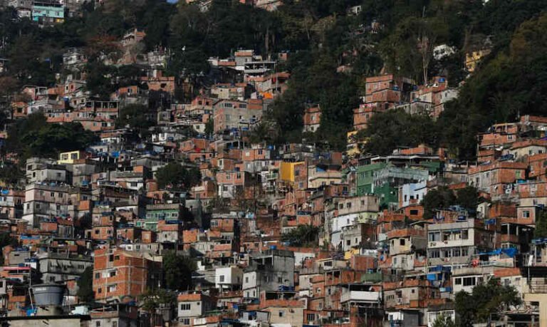 Quase 16,4 milhões de pessoas moram em favelas no Brasil, revela Censo Quase 16,4 milhões de pessoas moram em favelas no Brasil, revela Censo