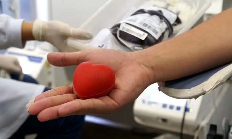 Hospitais federais do RJ fazem campanha para aumentar doação de sangue