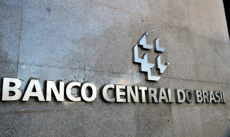 Copom decide nesta quarta em quanto eleva juros básicos Copom decide nesta quarta em quanto eleva juros básicos