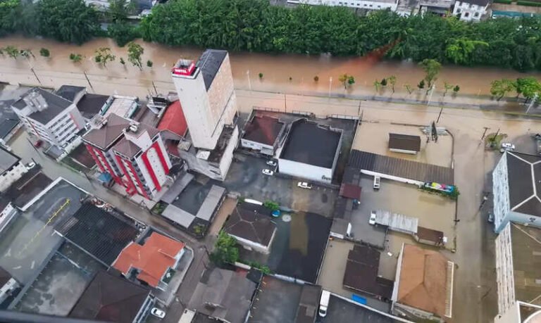 Norte catarinense é o mais impactado pela chuva, diz Defesa Civil Norte catarinense é o mais impactado pela chuva, diz Defesa Civil