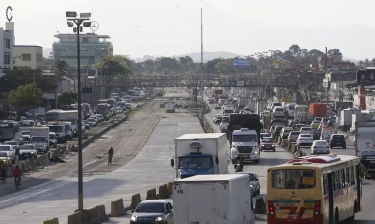 Rio é cidade em que usuário gasta mais tempo para deslocamento Rio é cidade em que usuário gasta mais tempo para deslocamento