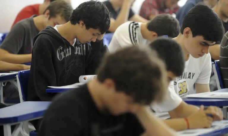 Matrículas pelo Sisu 2025 são prorrogadas até a próxima segunda-feira Matrículas pelo Sisu 2025 são prorrogadas até a próxima segunda-feira