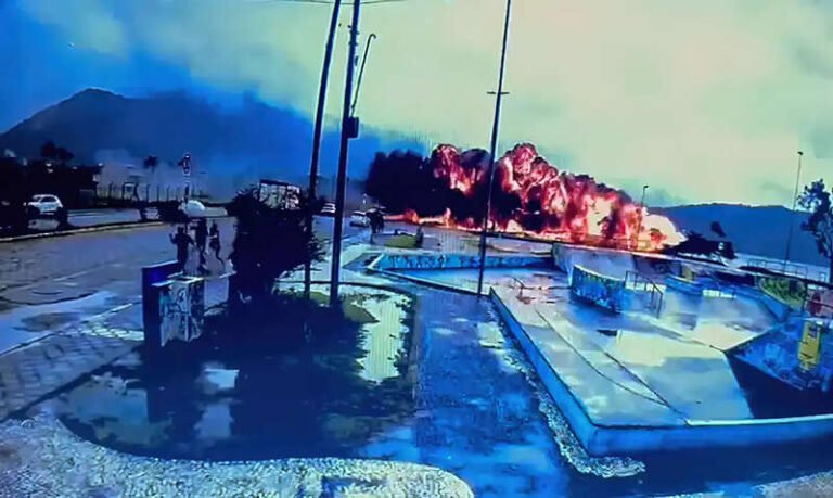 SP: piloto morre após queda de avião em Ubatuba SP: piloto morre após queda de avião em Ubatuba