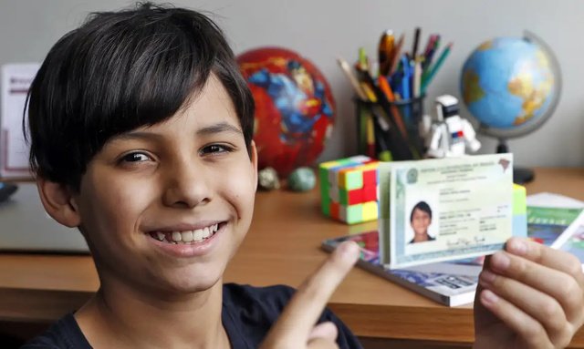 Vinte milhões de brasileiros já têm a Carteira de Identidade Nacional Vinte milhões de brasileiros já têm a Carteira de Identidade Nacional