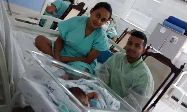 STF garante licença-paternidade só a partir de alta hospitalar STF garante licença-paternidade só a partir de alta hospitalar