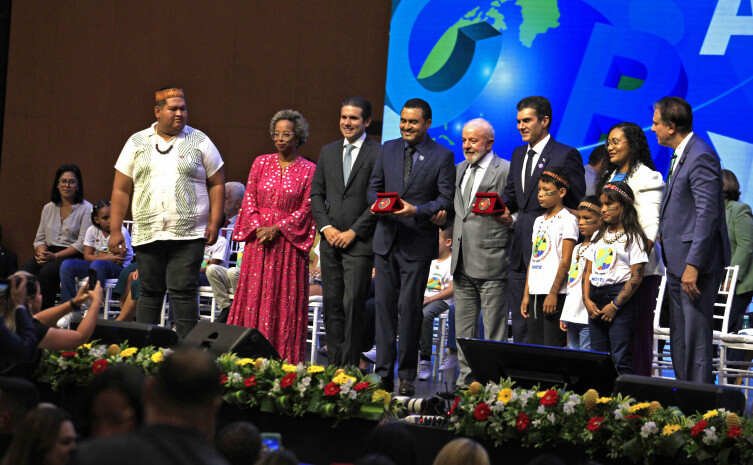 Governo do Tocantins recebe Selo Ouro em reconhecimento a políticas educacionais na alfabetização de crianças Governo do Tocantins recebe Selo Ouro em reconhecimento a políticas educacionais na alfabetização de crianças