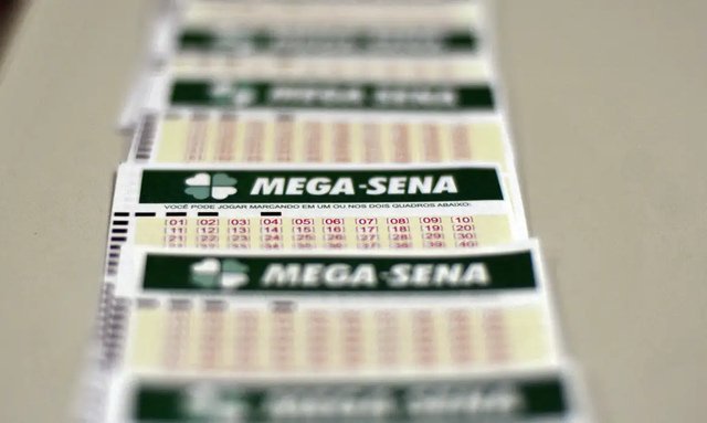 Mega-Sena sorteia neste sábado prêmio acumulado em R$ 10 milhões Mega-Sena sorteia neste sábado prêmio acumulado em R$ 10 milhões